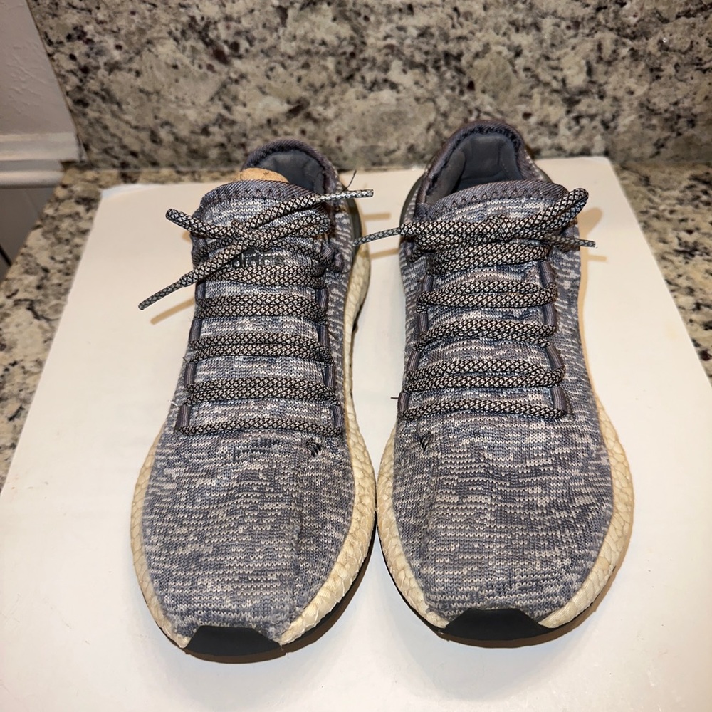 Adidas pure Boost Gray Running Shoes Men’s Size 9